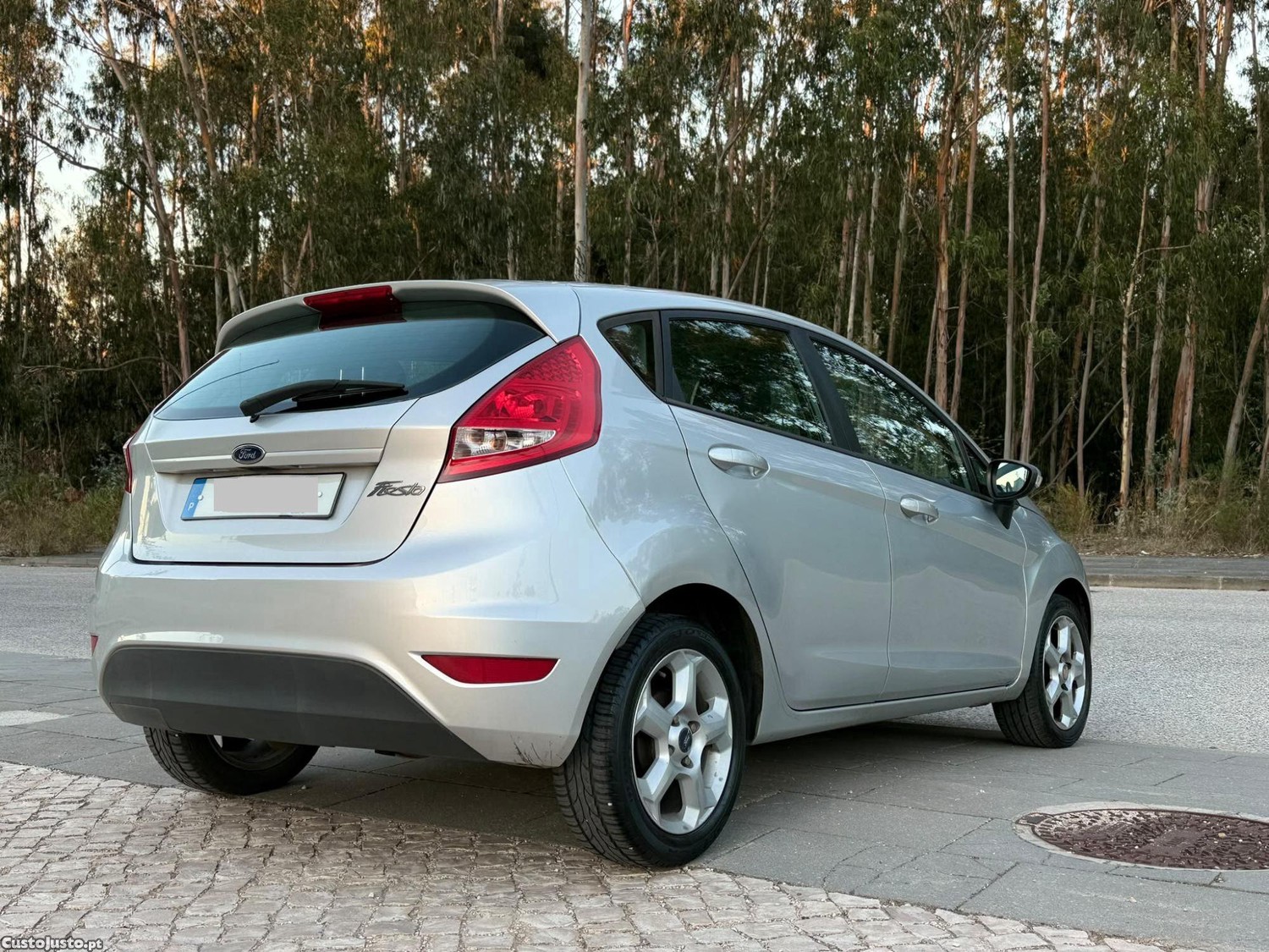 Ford Fiesta 1.25 Gasolina 82cv 5lugares 137.000KM — fotografia 8