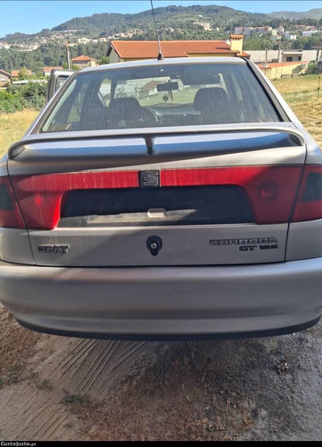 Seat Cordoba 1.6 — photo 4