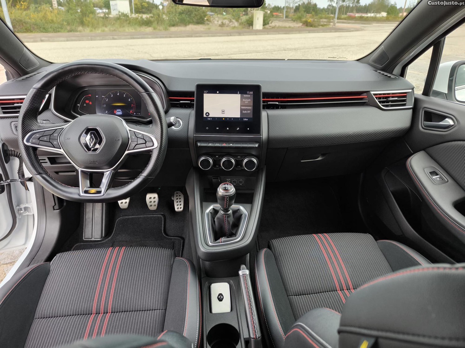 Renault Clio 1.0 TCE RS LINE — fotografia 2