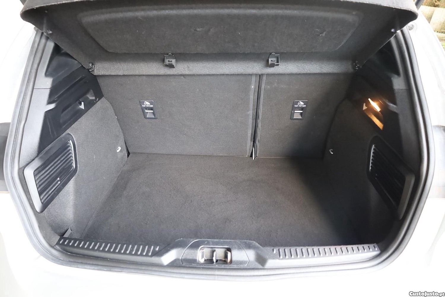 Ford Focus 1.0 EcoBoost MHEV ST-Line Aut — fotografia 13