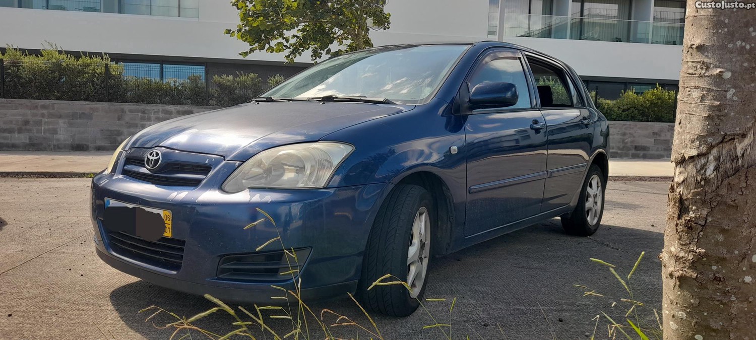 Toyota Corolla () — fotografia 4