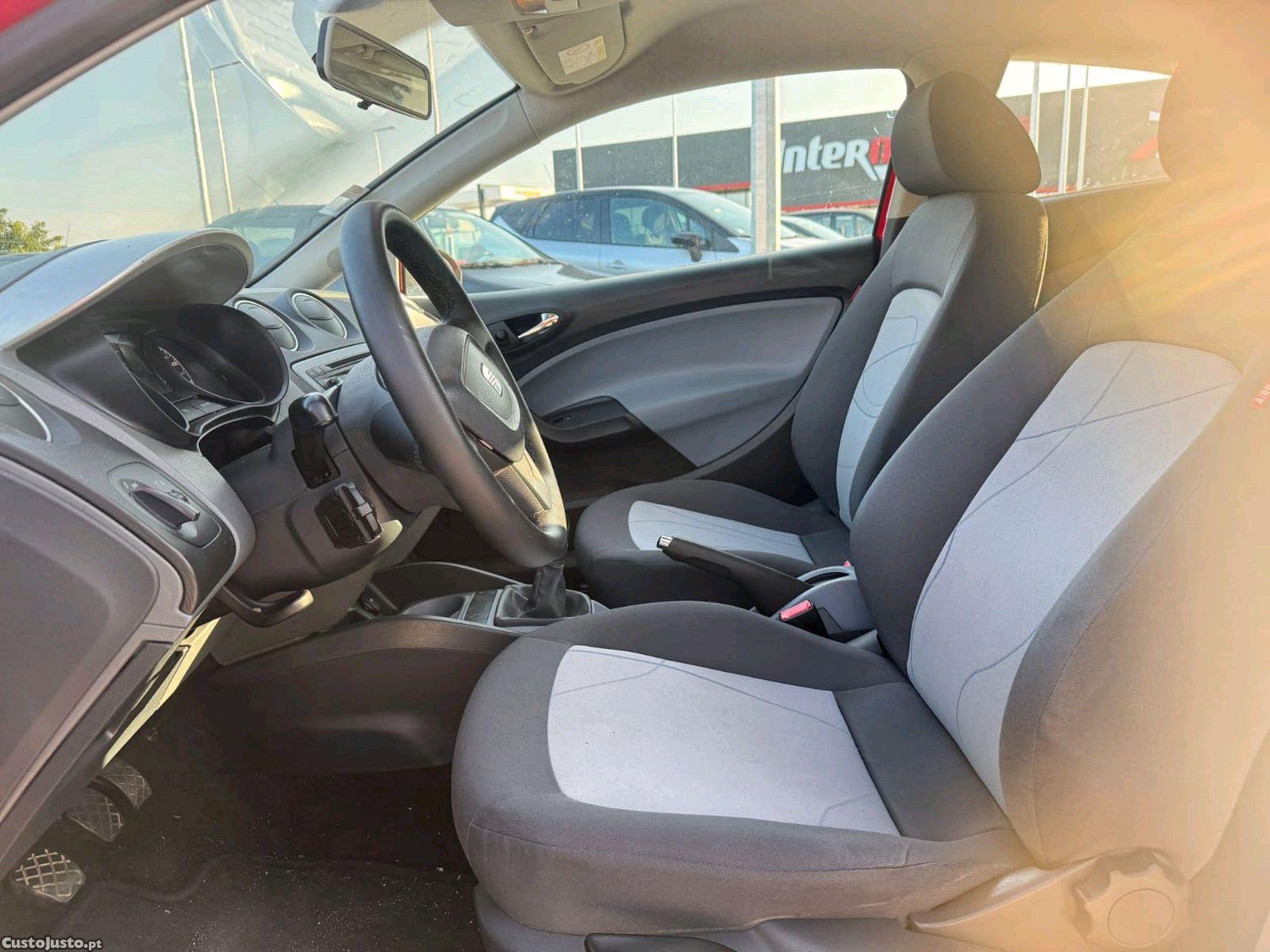 SEAT Ibiza 6j — fotografia 5
