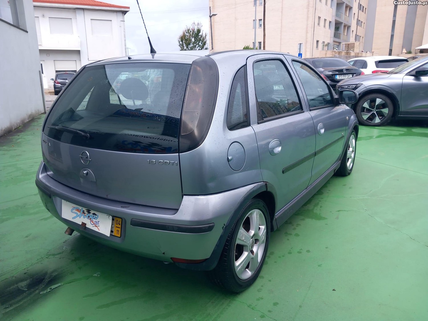 Opel Corsa 1.3 CDTI Cosmo — fotografia 14
