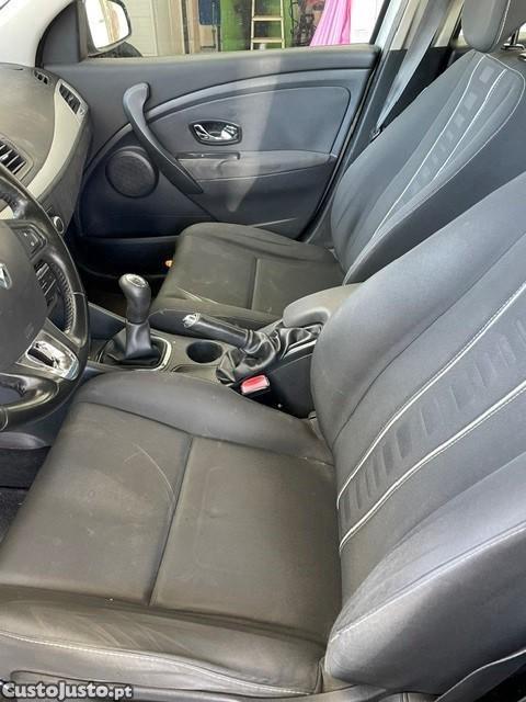 Renault Mégane 1.5 dCi Confort — fotografia 5