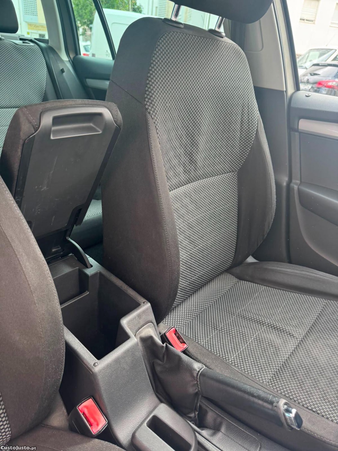Skoda Octavia 1.6 TDI Greenline - Break — fotografia 6