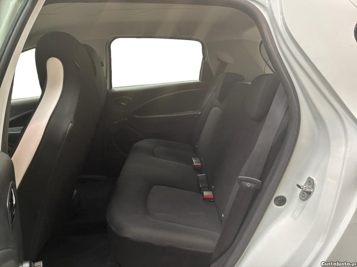 Renault Zoe 22B Equilibre — fotografia 3