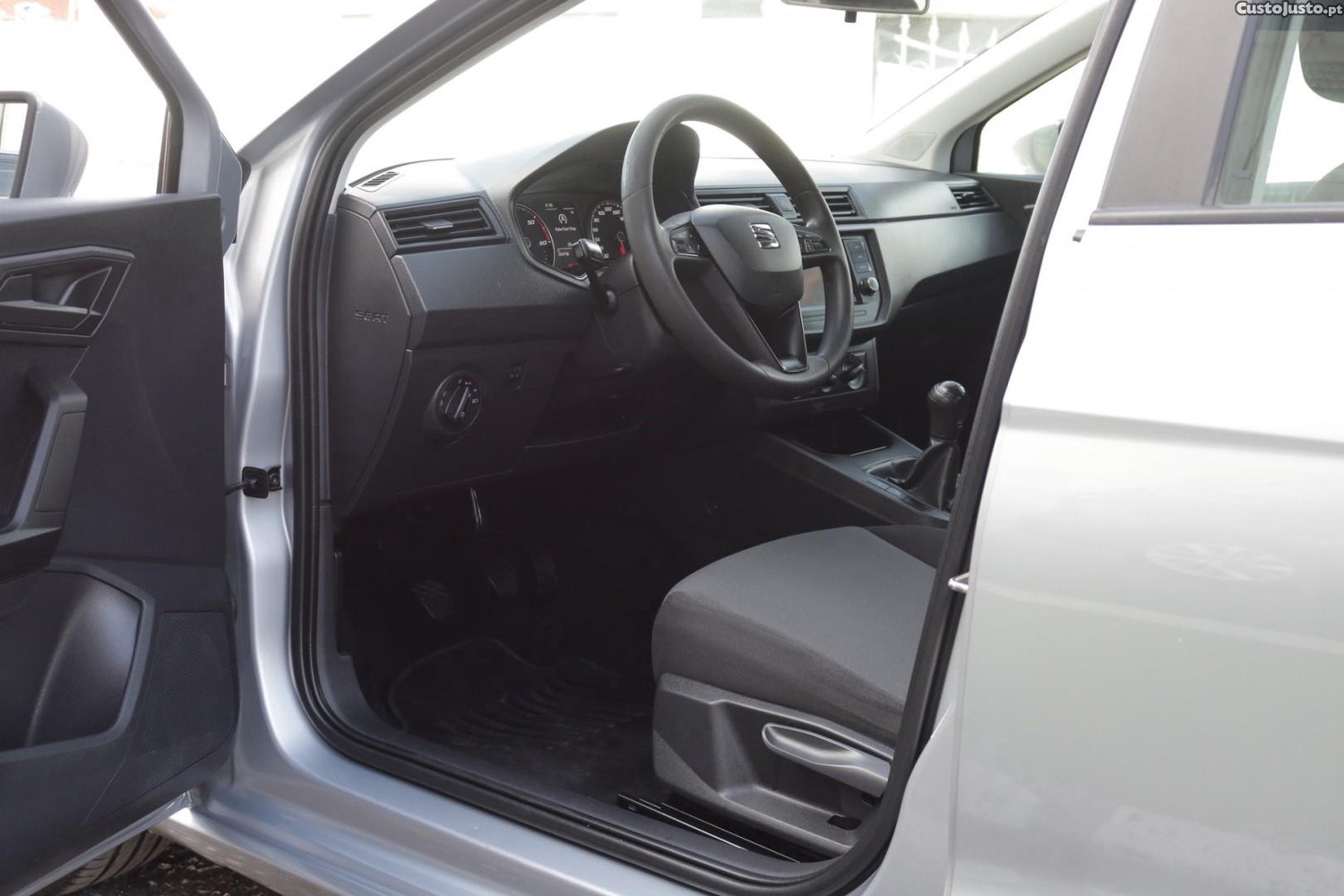 SEAT Ibiza 1.6 TDI Reference — fotografia 43