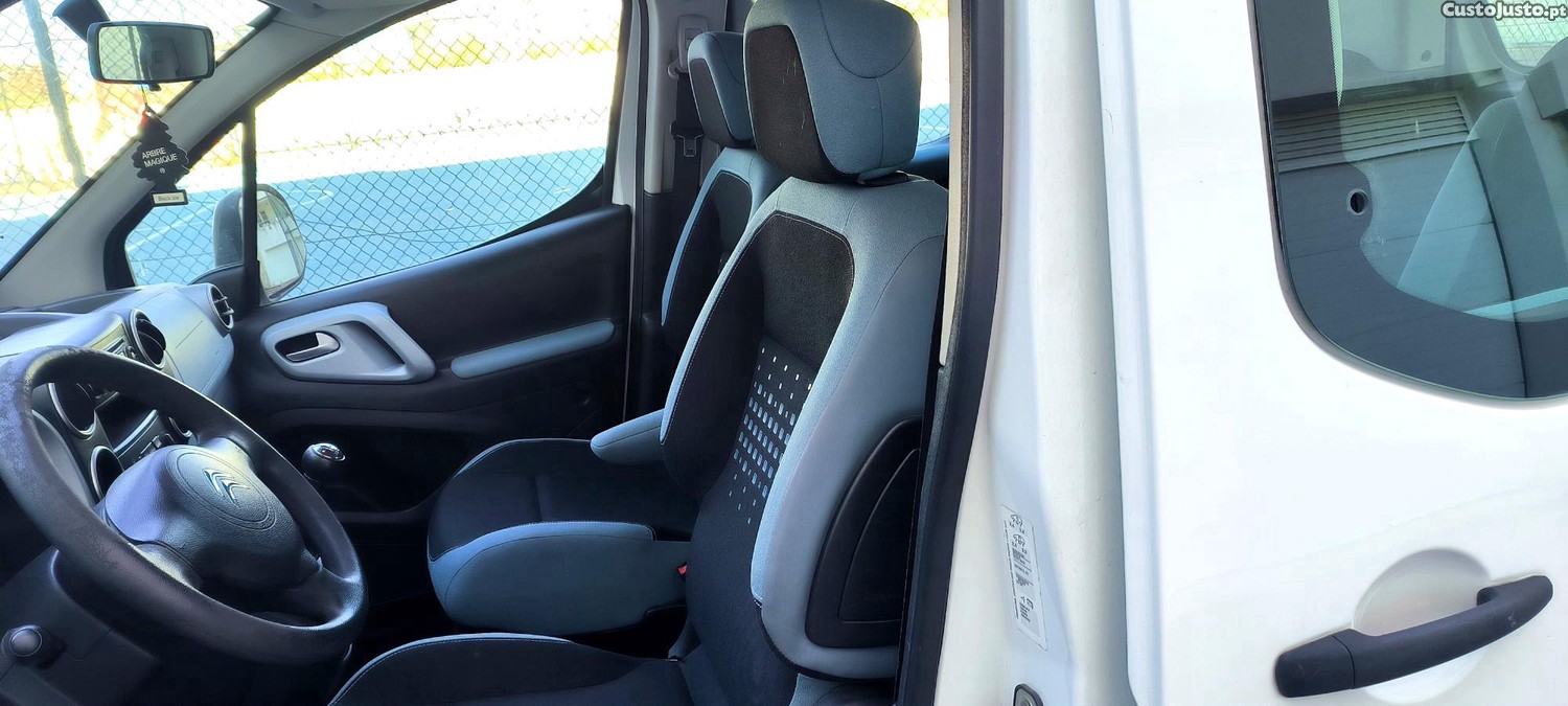 Citroën Berlingo 1.6 HDI TPMR Rampa Cadeira Rodas Garantia 18M Profissional — fotografia 4