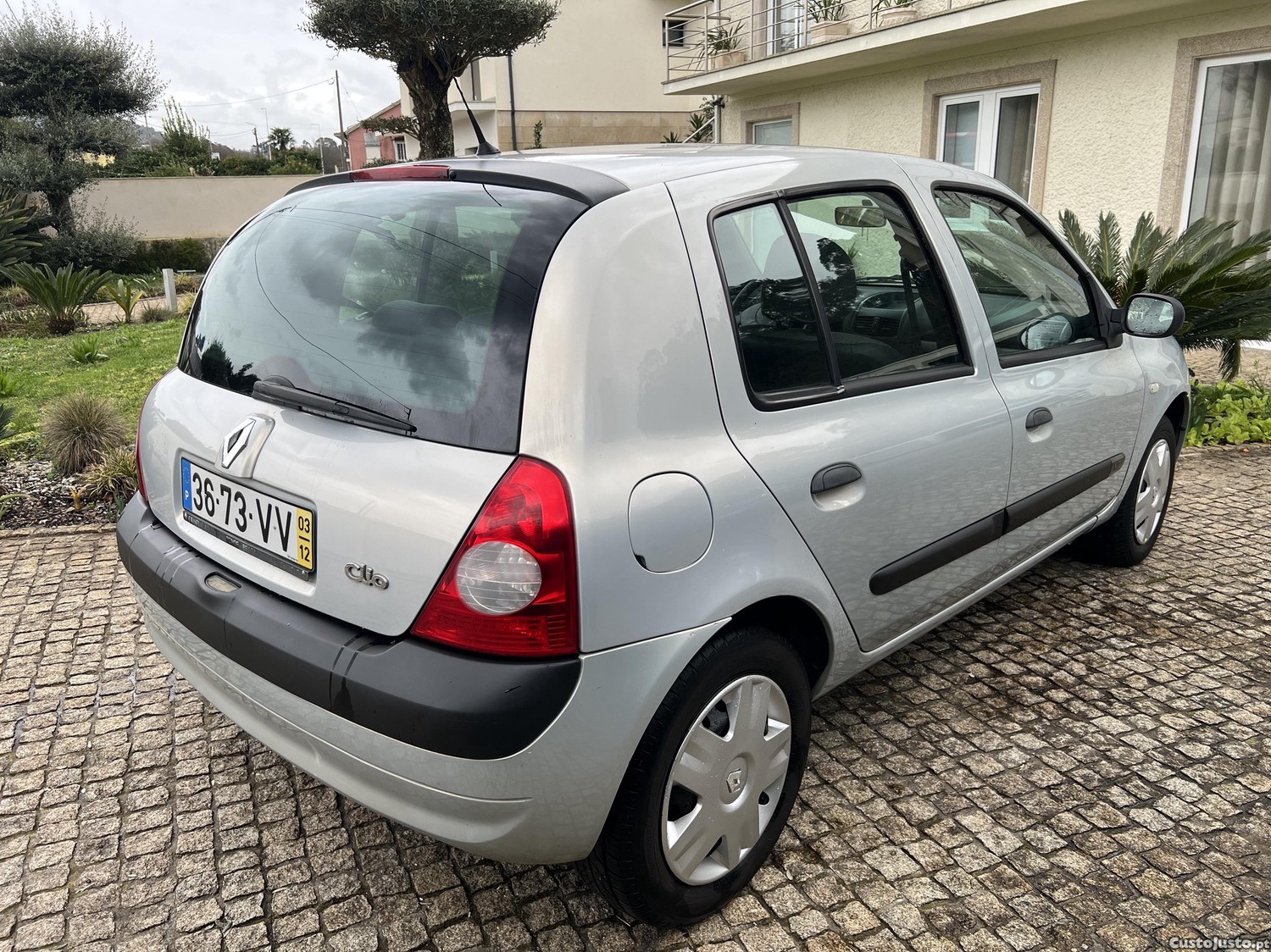 Renault Clio 1.2i 148.000km — photo 4