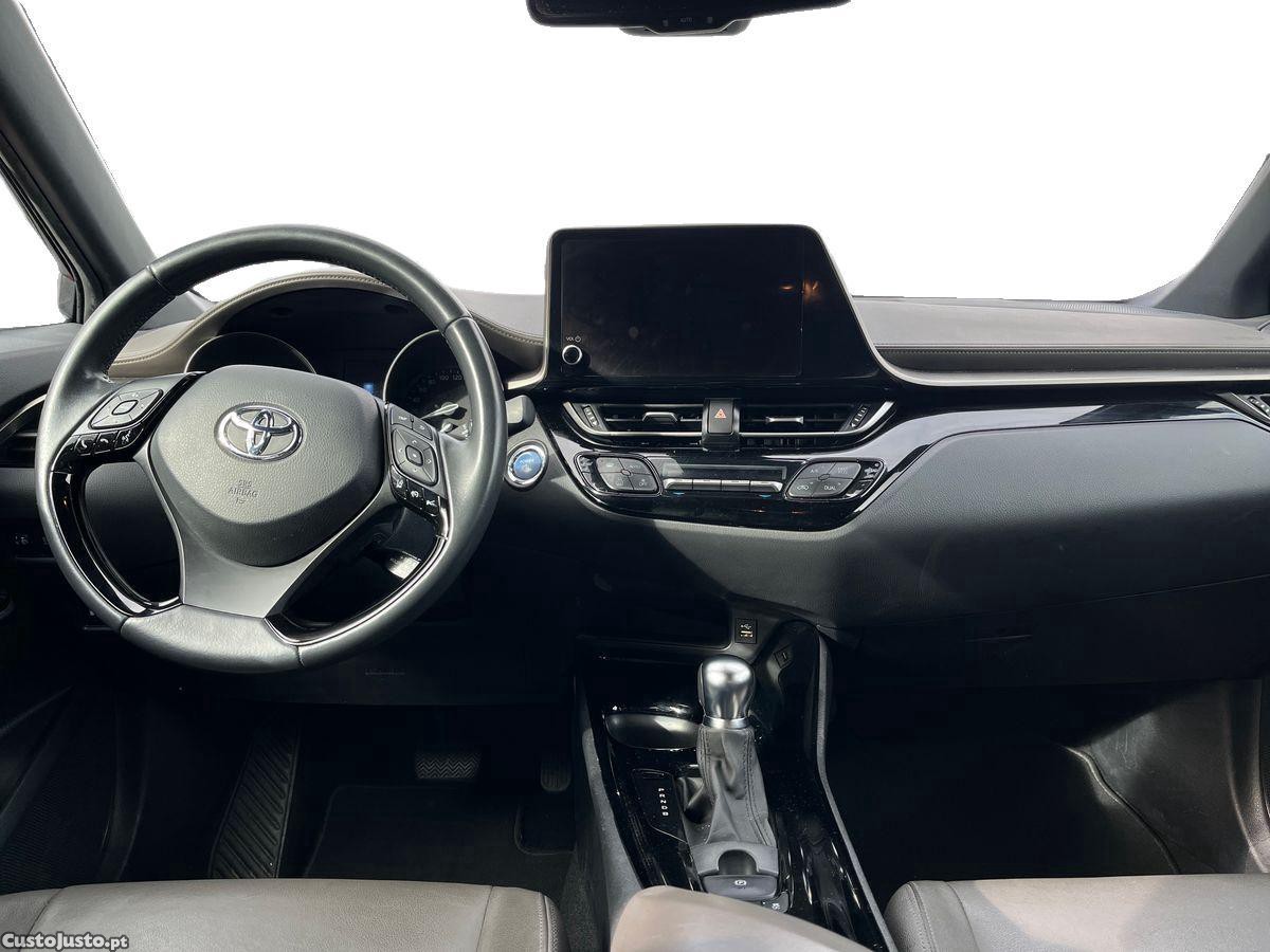 Toyota C-HR 1.8 Hybrid Exclusive — fotografia 8