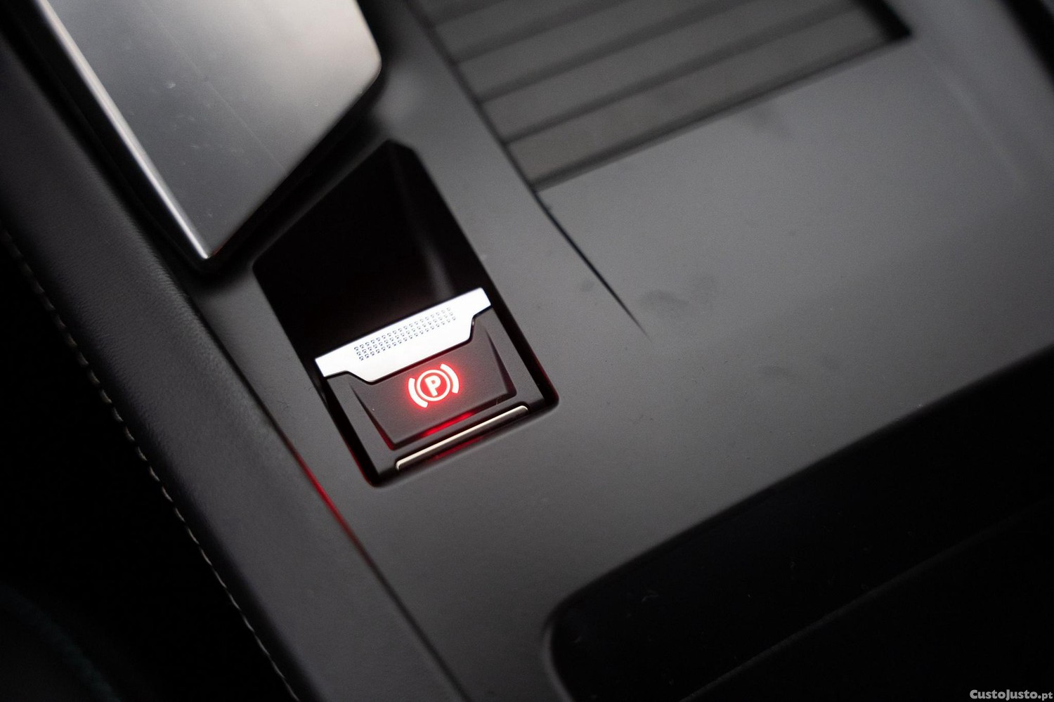 Peugeot 308 1.2 PureTech Allure Pack EAT8 — fotografia 4