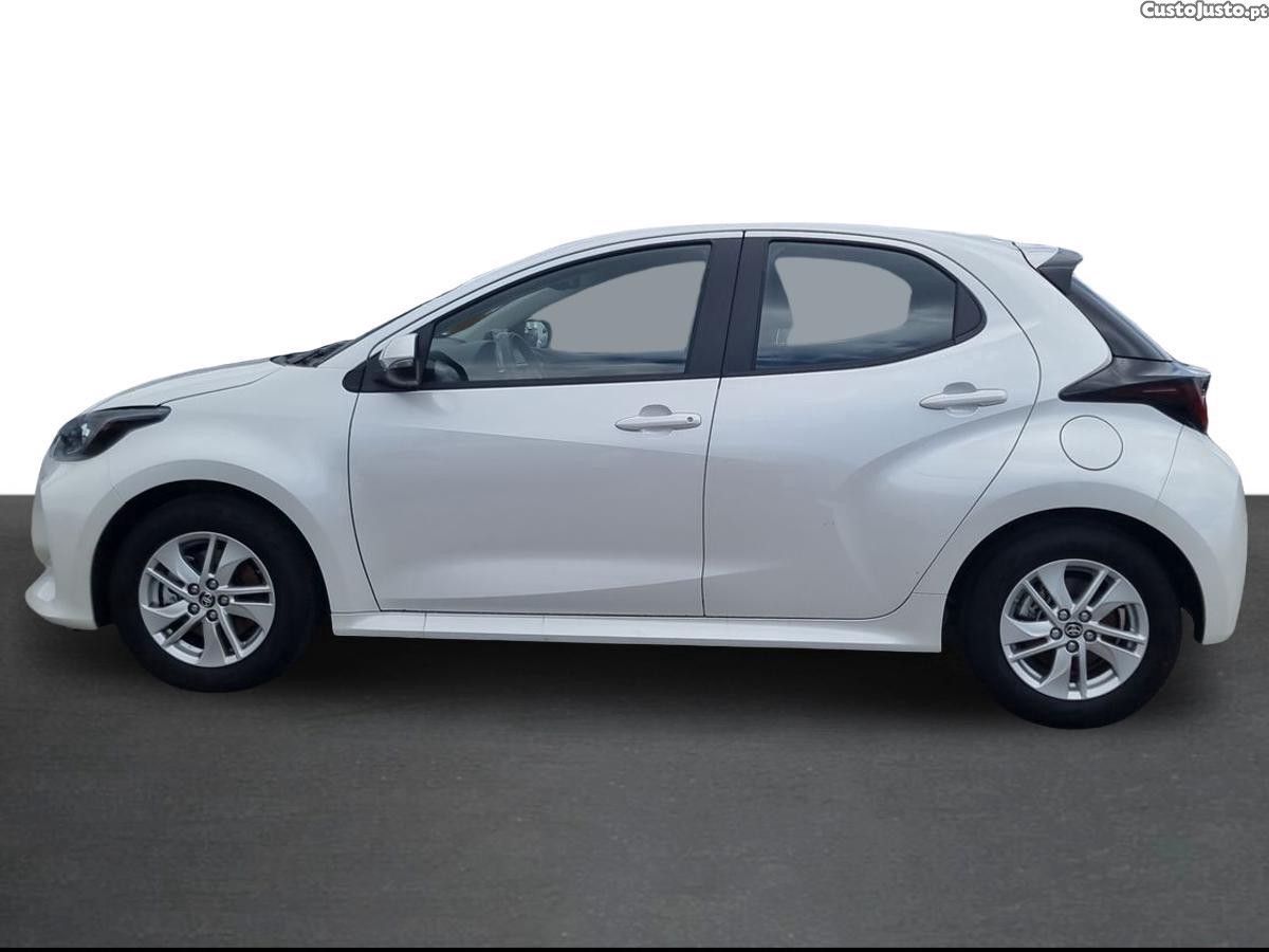 Toyota Yaris 1.5 HDF Comfort Plus — fotografia 11
