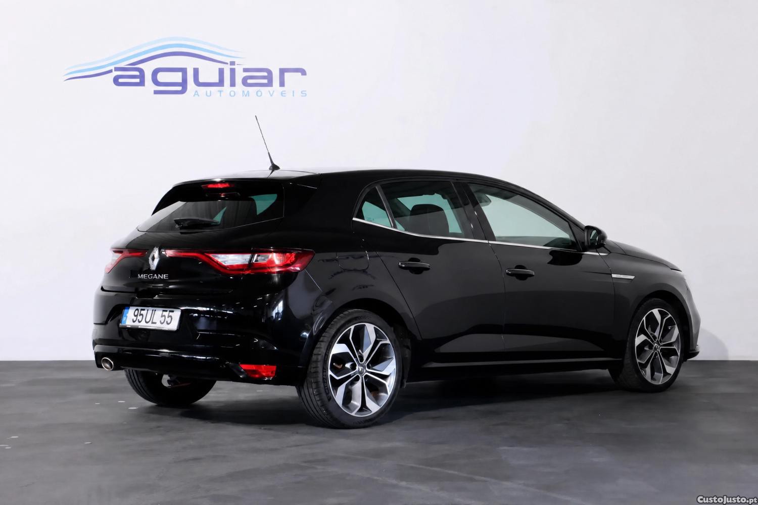 Renault Mégane 1.5 dCi Bose Edition — fotografia 17