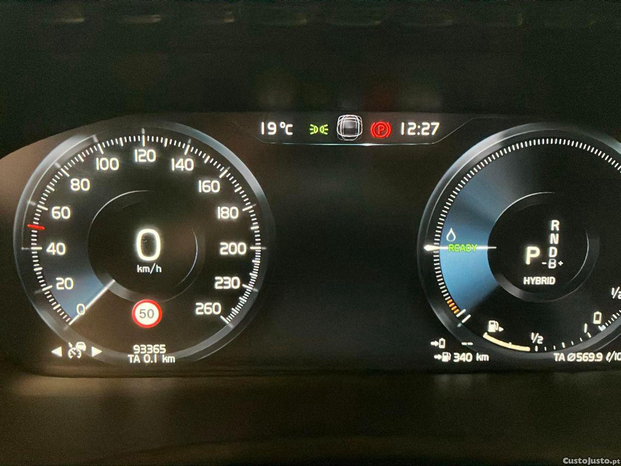 Volvo XC 90 2.0 T8 PHEV R-Design AWD — fotografia 15