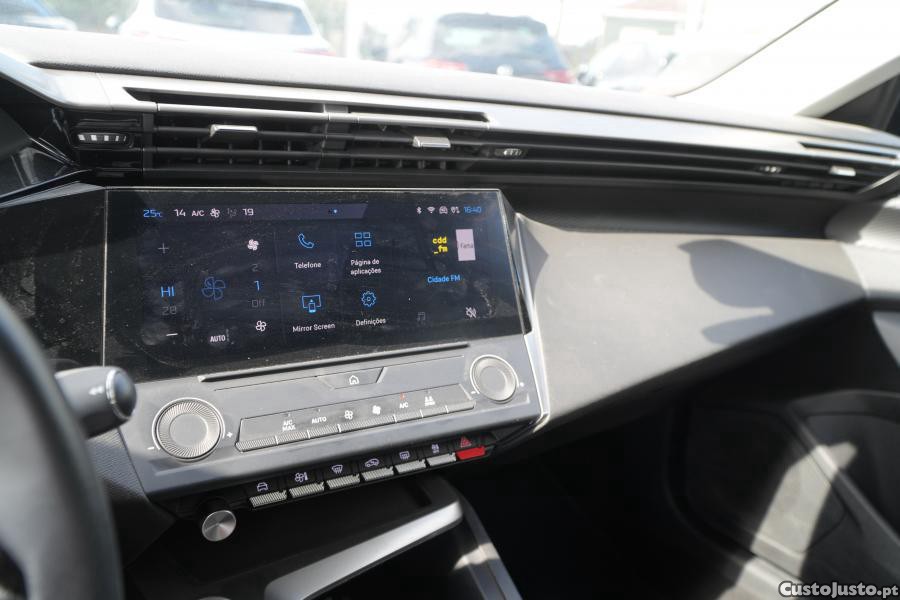 Peugeot 308 1.2 PureTech Active — fotografia 3