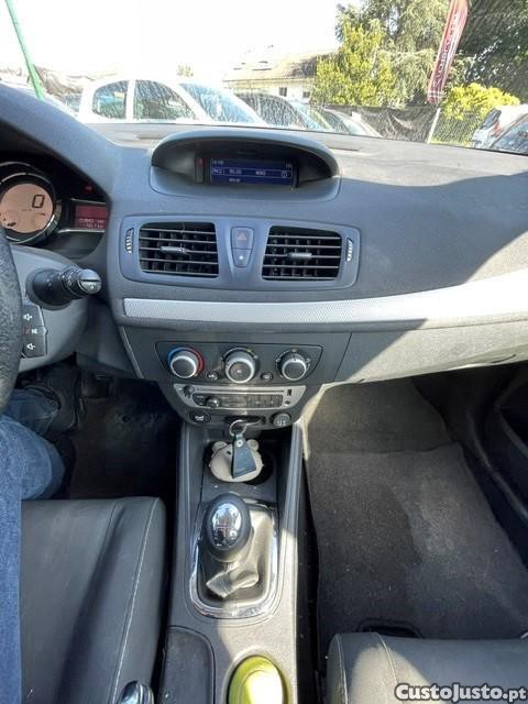 Renault Mégane 1.5 dCi Confort — fotografia 4