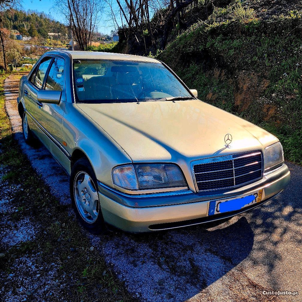 Mercedes-Benz C 220 Elegance — fotografia 6
