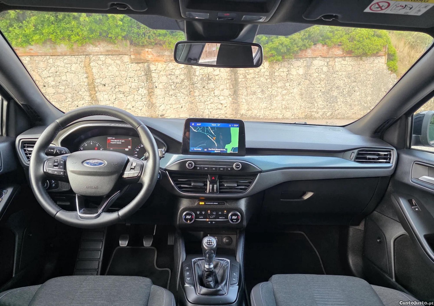 Ford Focus 1.0 EcoBoost Active X — fotografia 2