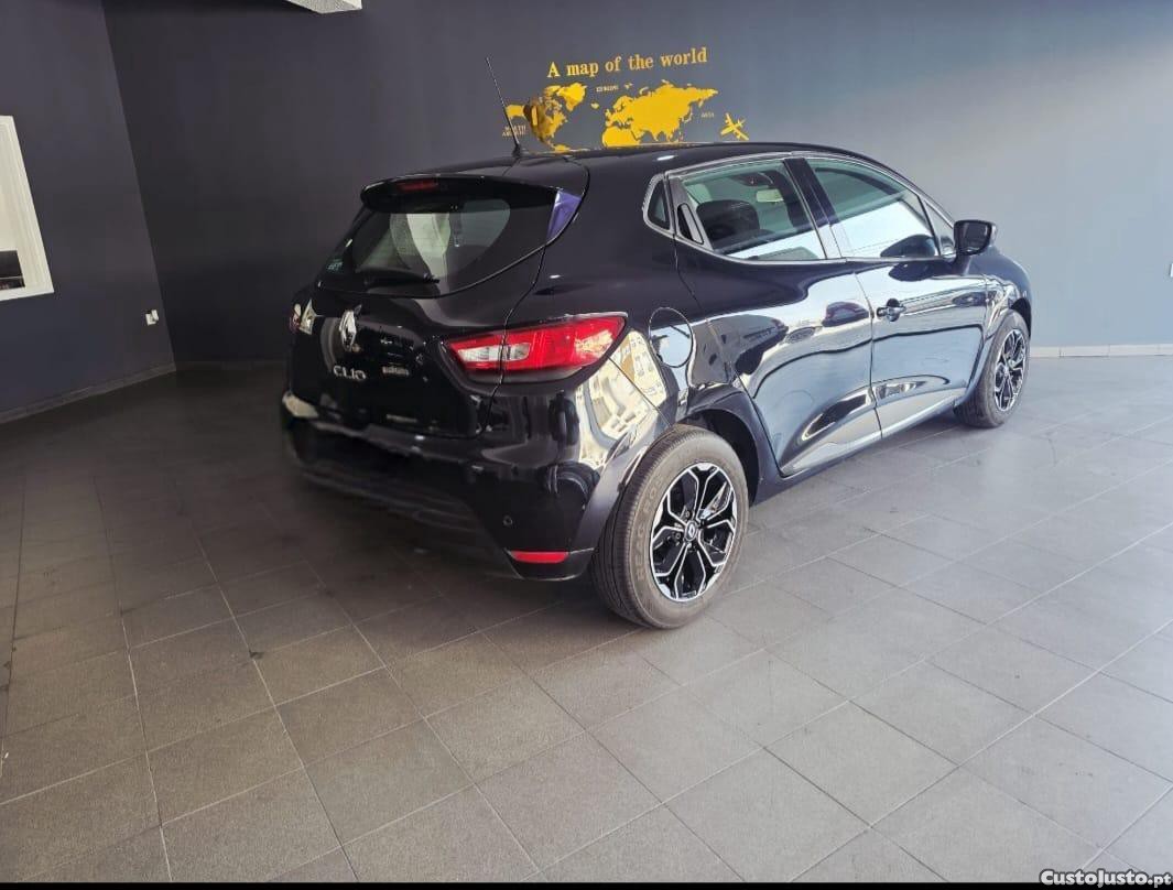 Renault Clio 0.9TCE — fotografia 5