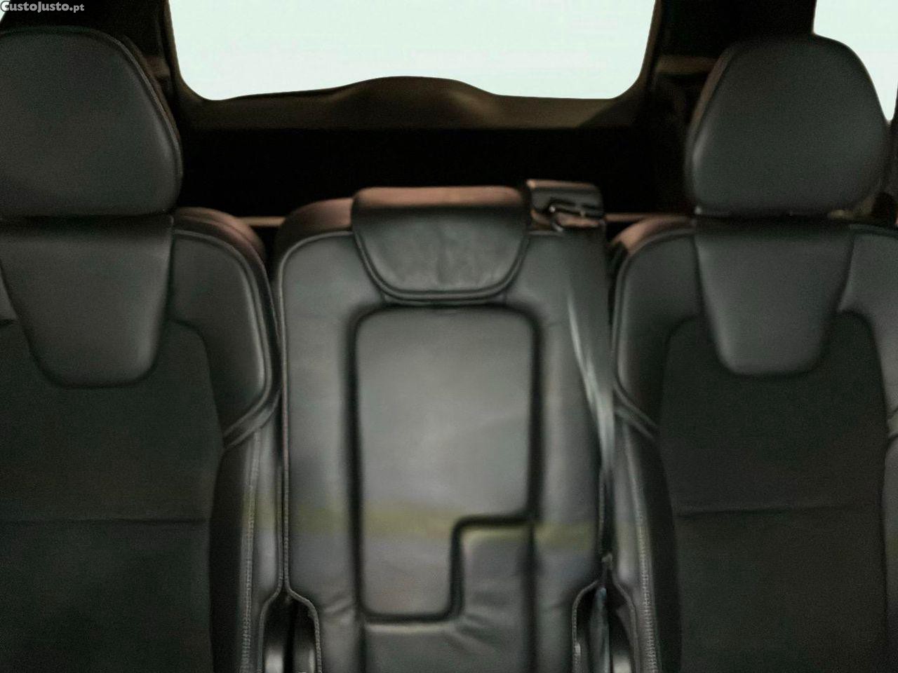Volvo XC 90 2.0 T8 PHEV R-Design AWD — fotografia 9