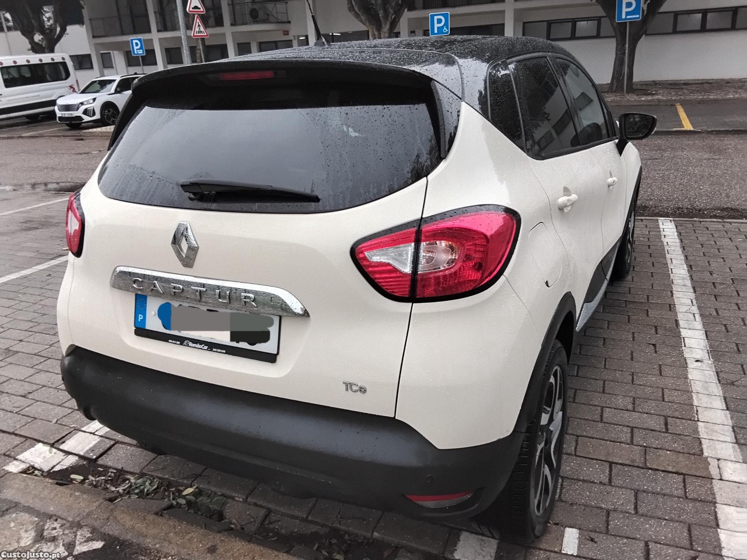 Renault Captur TCE EXCLUSIVE - 16 foto 2