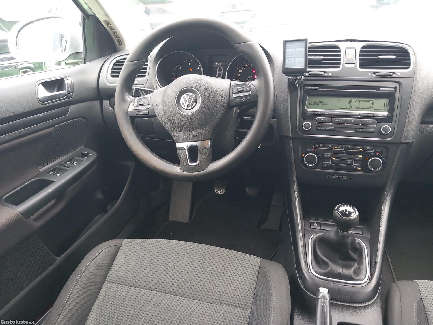 Volkswagen Golf Variant 1.6 TDi BlueMotion Confortline — fotografia 10