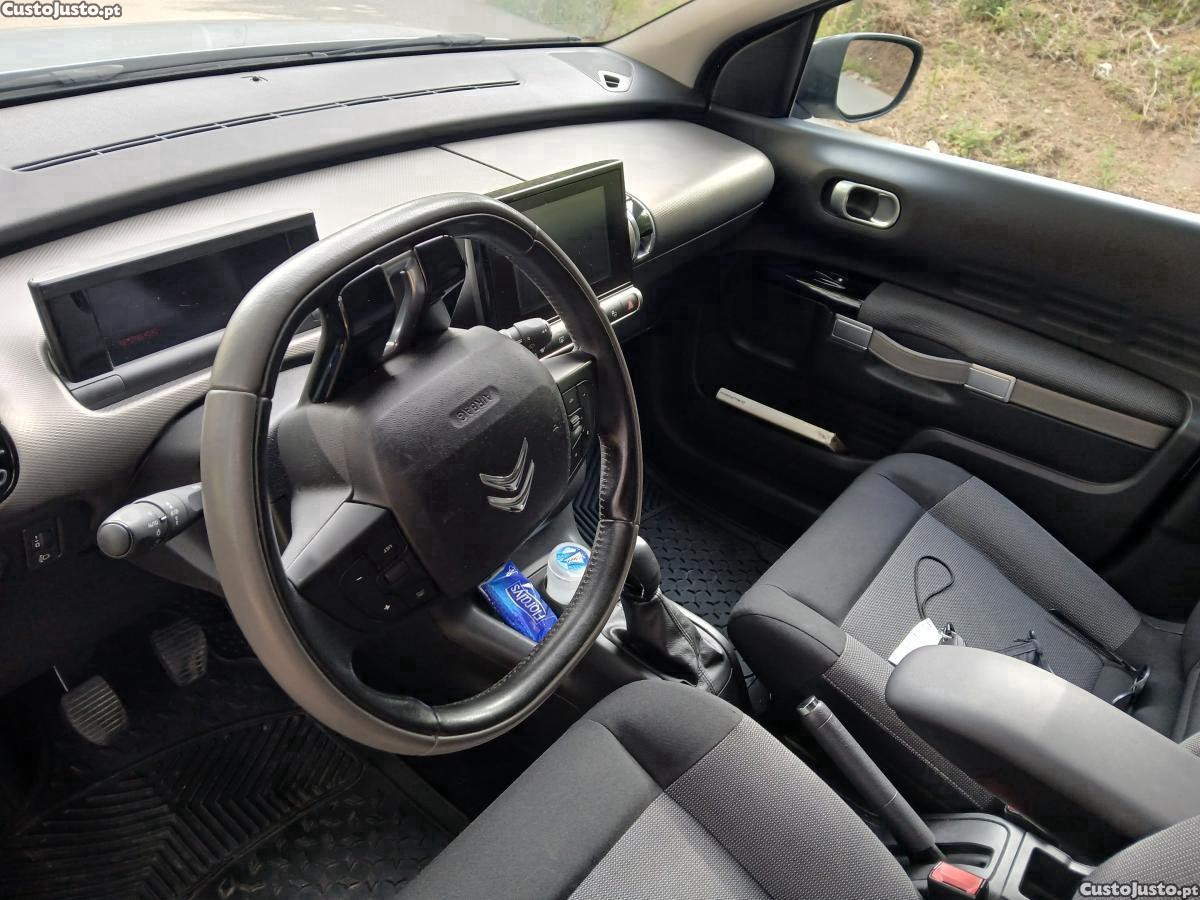 Citroën C4 Cactus, motor 1600 HDI, 135mil, Nacional. Consumo 4 Lts — fotografia 2