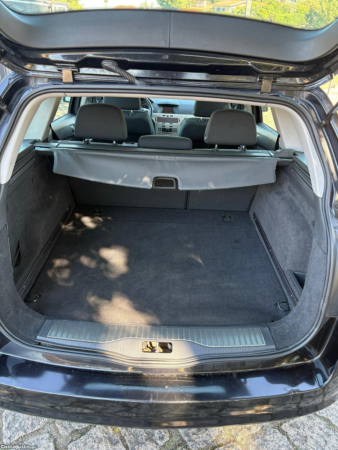 Opel Astra H Sw 1.3 cdti 90cv — fotografia 2