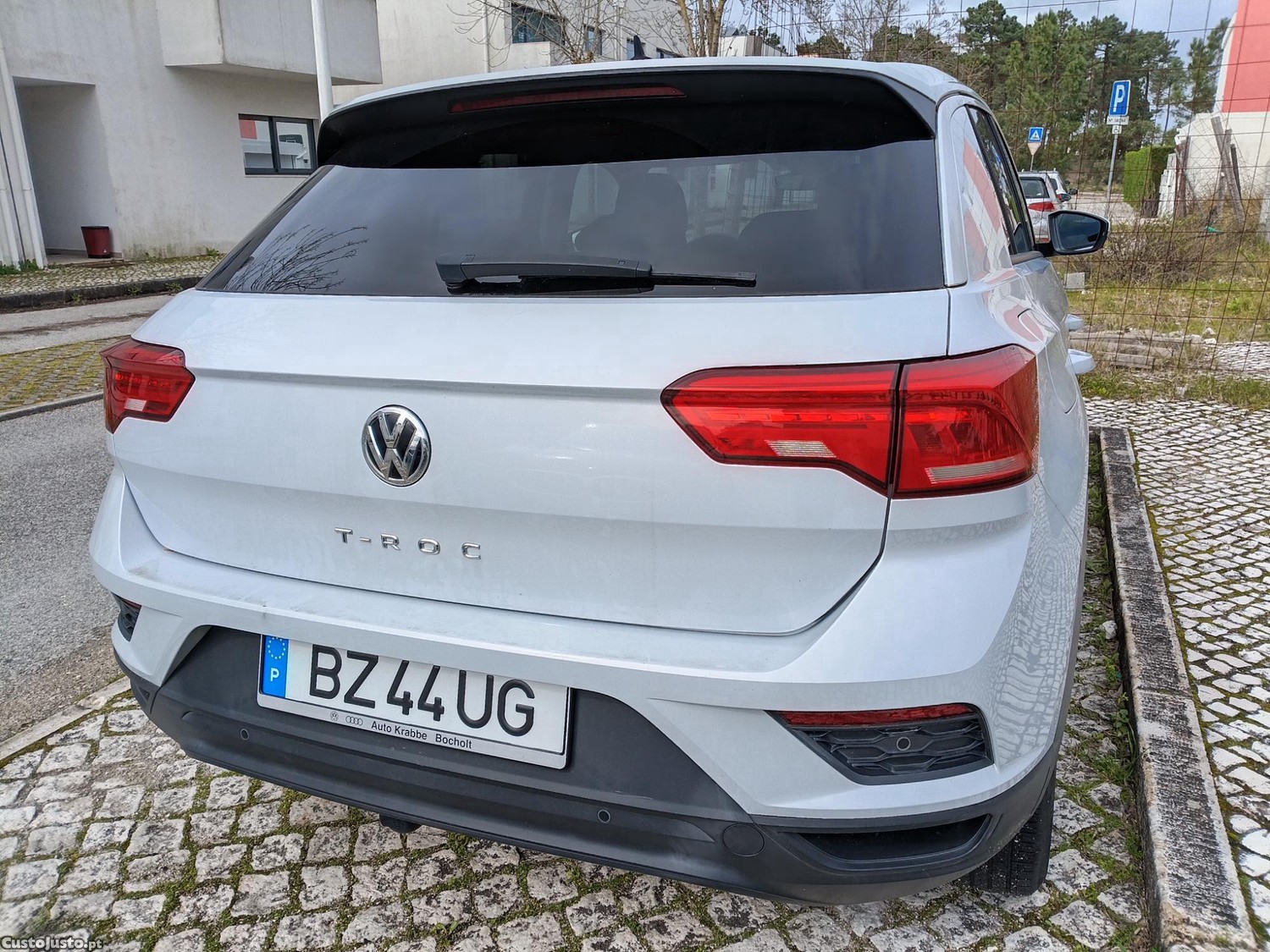 Volkswagen T-Roc 999 Gasolina — fotografia 6