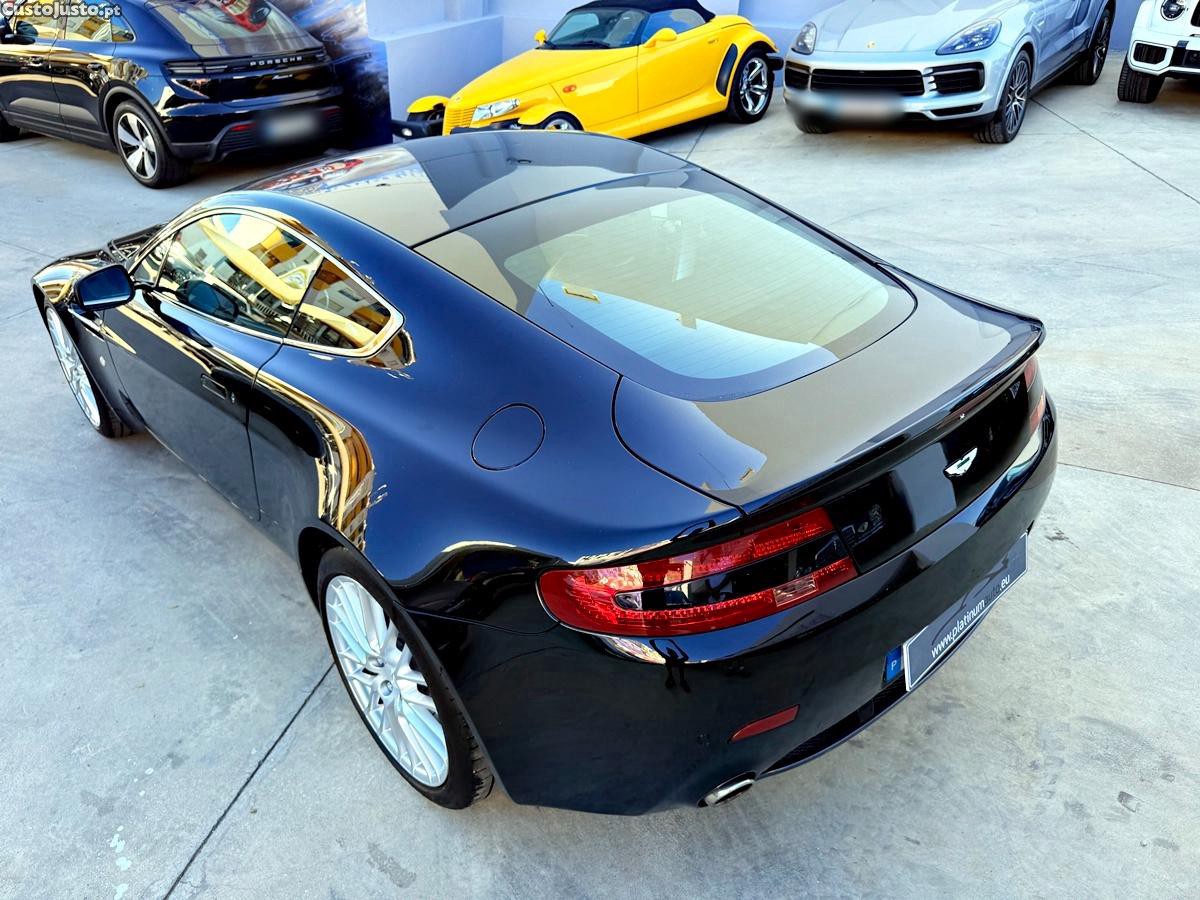 Aston Martin Vantage Sport Shift — fotografia 14