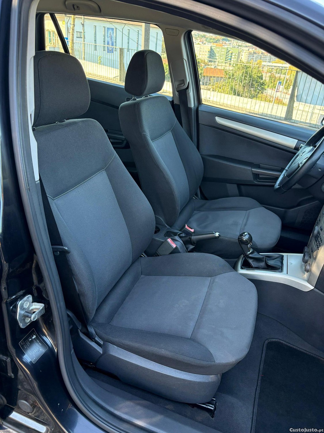 Opel Astra H Sw 1.3 cdti 90cv — fotografia 13