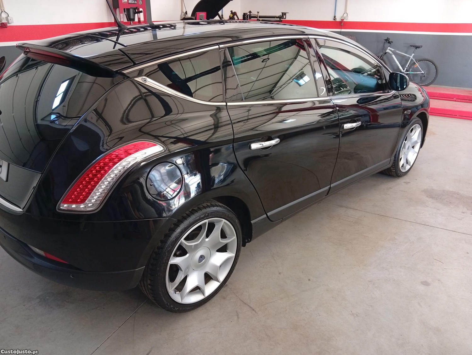 Lancia Delta 1.6 multijet — photo 3