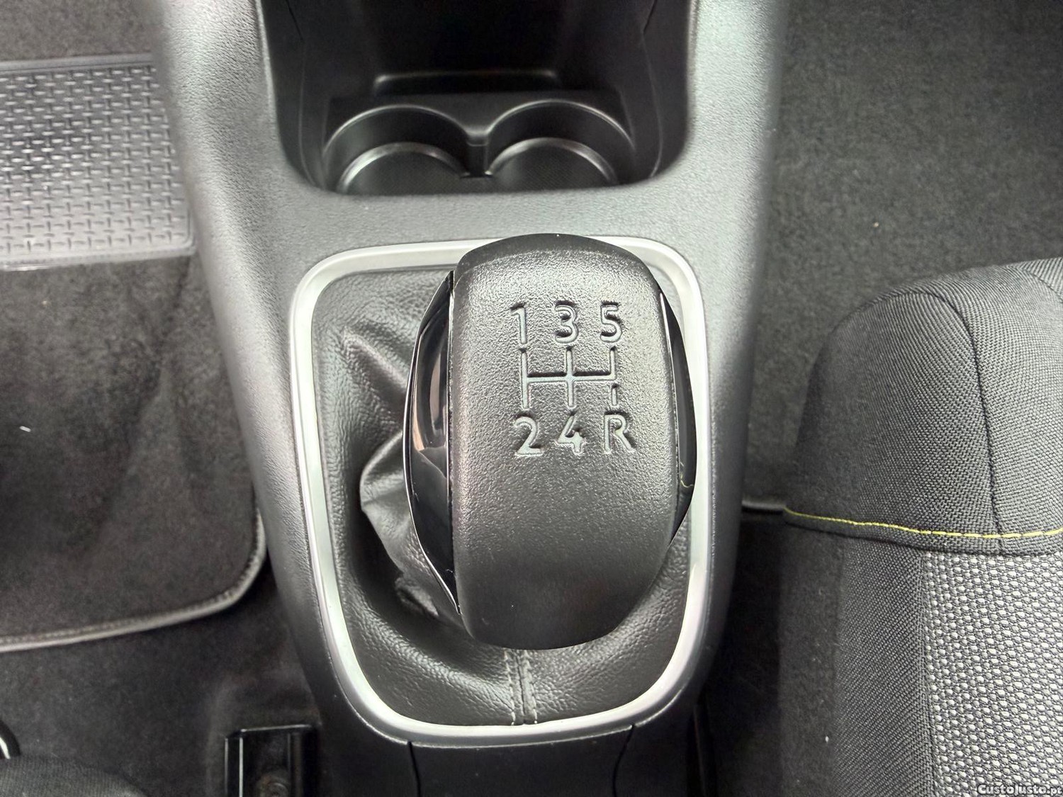Citroën C3 1.2 PureTech C-Series — fotografia 3