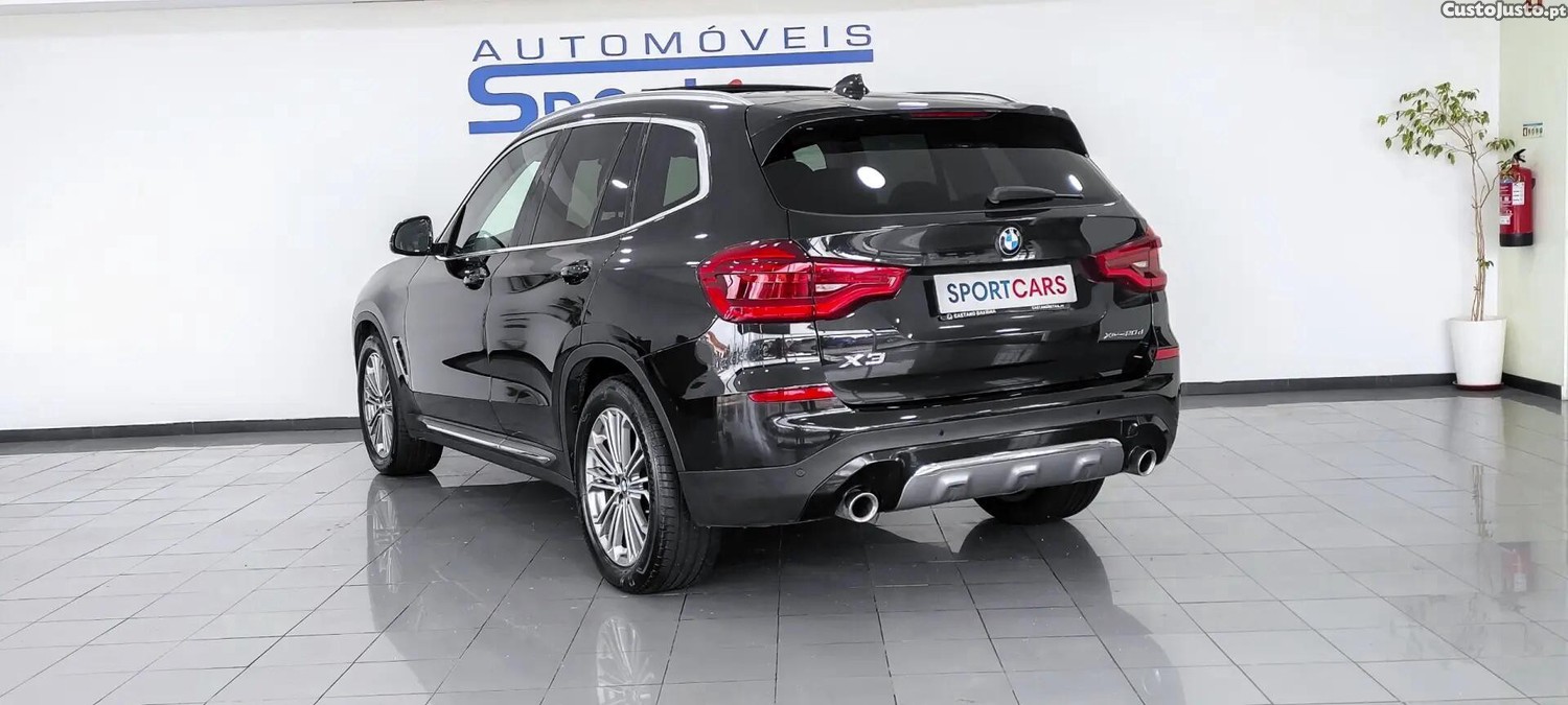 BMW X3 20 d xDrive Line Luxury — fotografia 18