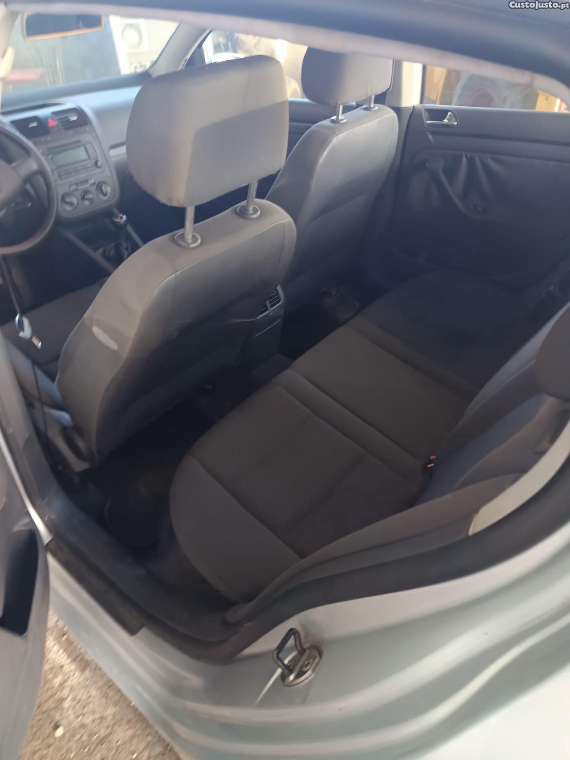Volkswagen Golf V-1600 — fotografia 4