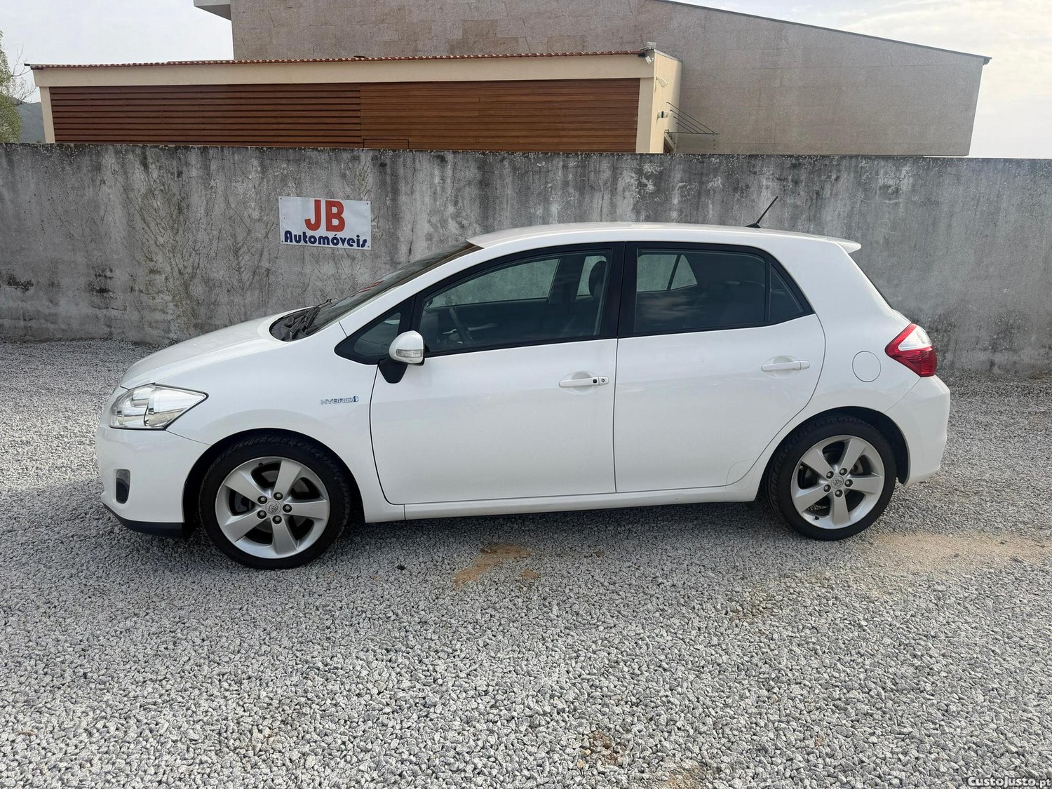 Toyota Auris 1.8 HSD Comfort +P.Sport+Navi — fotografia 11