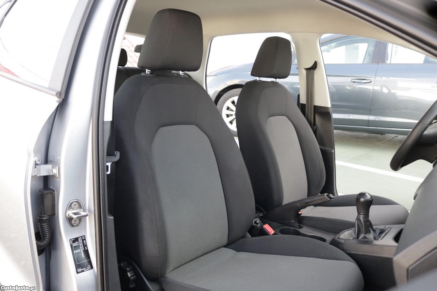 SEAT Ibiza 1.6 TDI Reference — fotografia 38