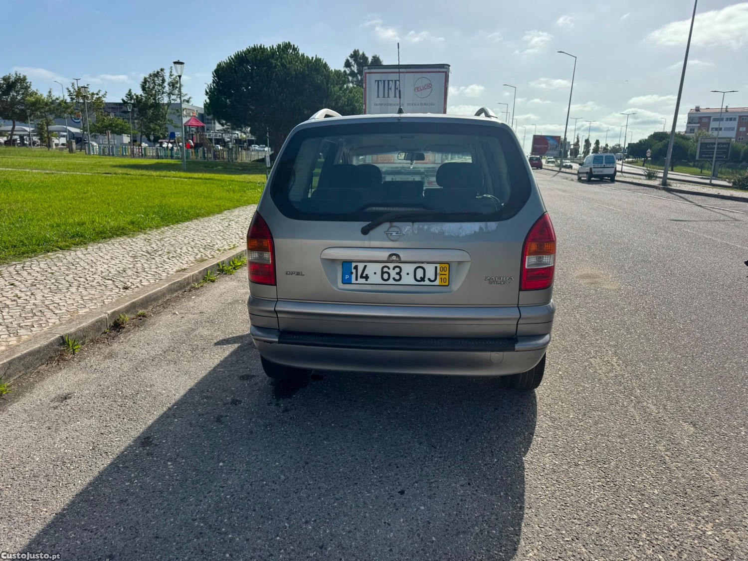 Opel Zafira Diesel 7 lugares — fotografia 3