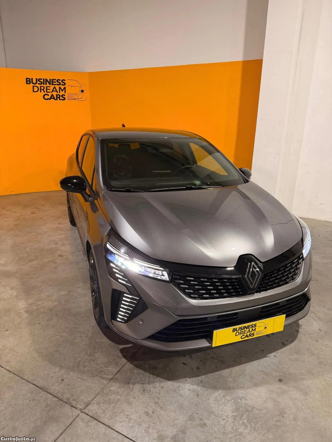Renault Clio 1.6 E-Tech Full Hybrid Esprit Alpine — fotografia 19