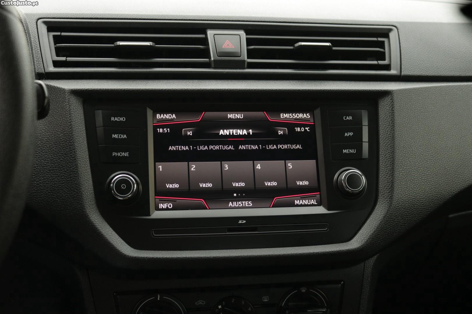 SEAT Ibiza 1.6 TDI Reference — fotografia 17