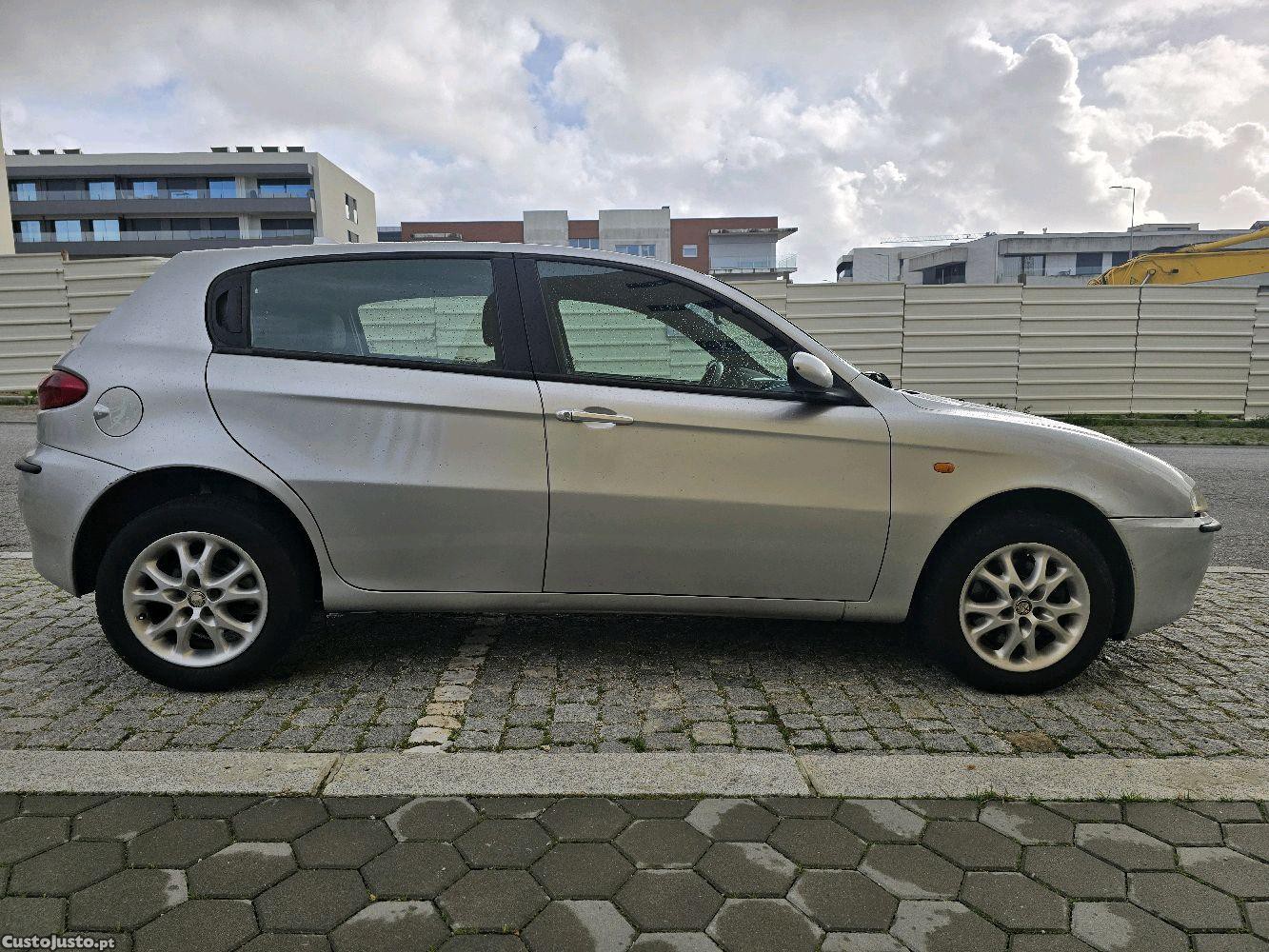 Alfa Romeo 147 1.9 JTD — fotografia 6