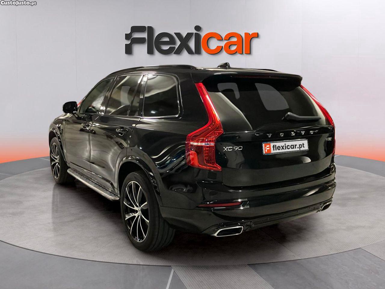 Volvo XC 90 2.0 T8 PHEV R-Design AWD — fotografia 25