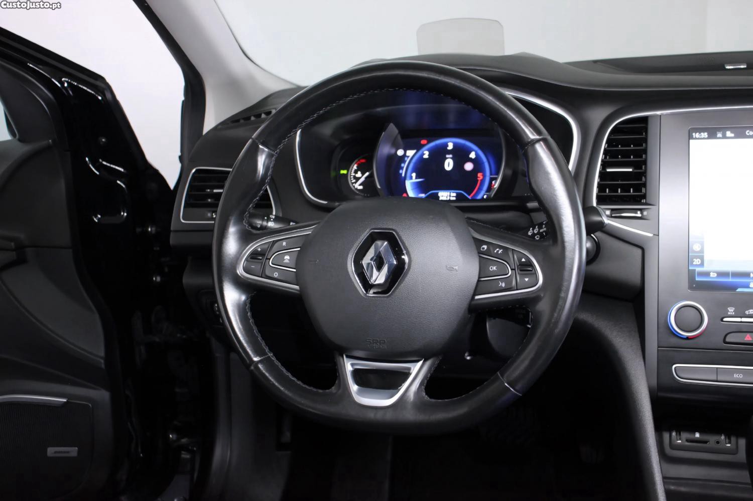 Renault Mégane 1.5 dCi Bose Edition — fotografia 10