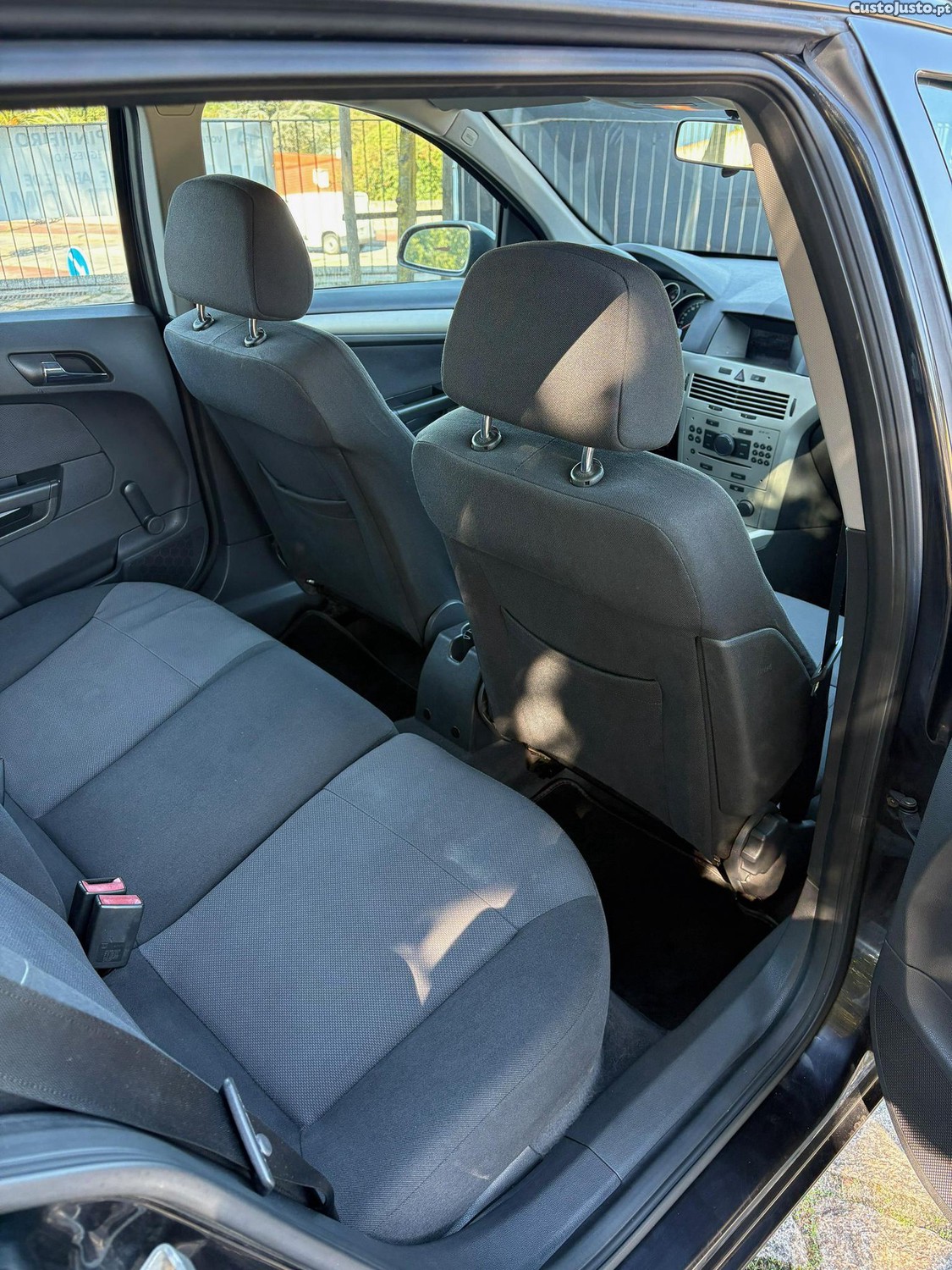 Opel Astra H Sw 1.3 cdti 90cv — fotografia 12