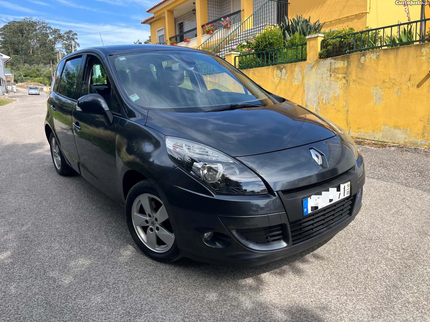 Renault Scénic 1.5 DCI — fotografia 9
