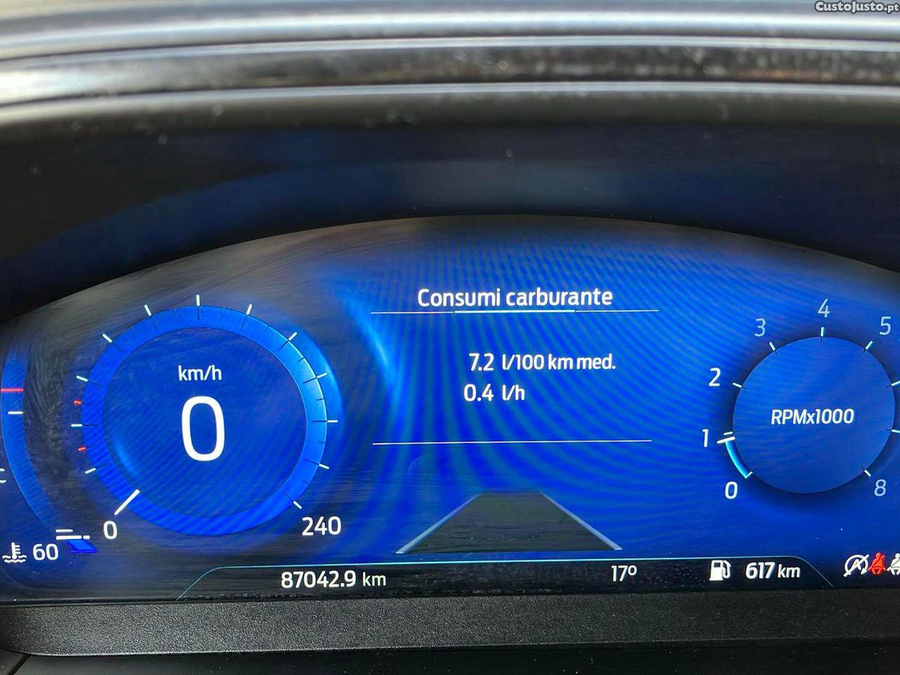 Ford Focus 1.0 EcoBoost MHEV ST-Line — fotografia 9