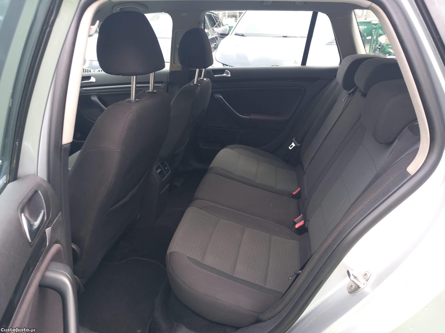 Volkswagen Golf Variant 1.6 TDi BlueMotion Confortline — fotografia 3