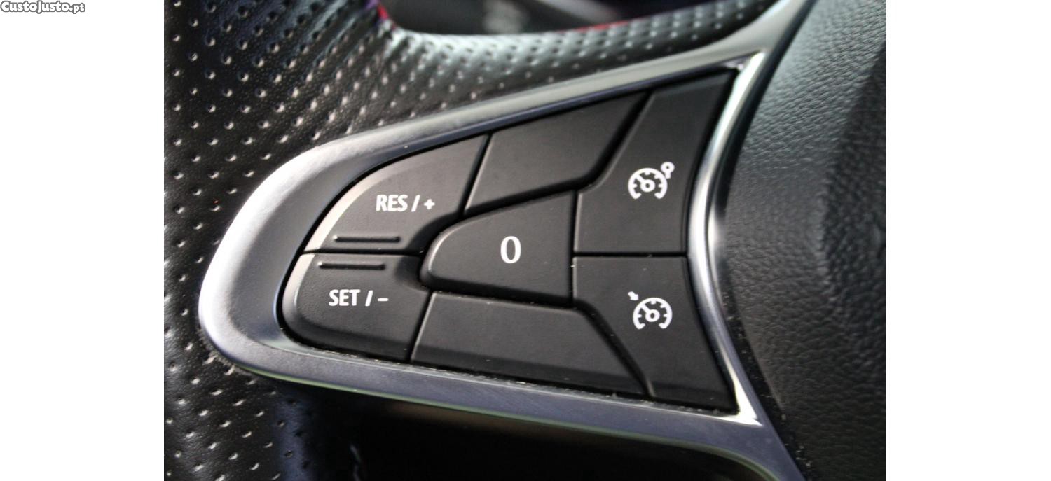 Renault Clio 1.0 Tce RSLine — fotografia 10
