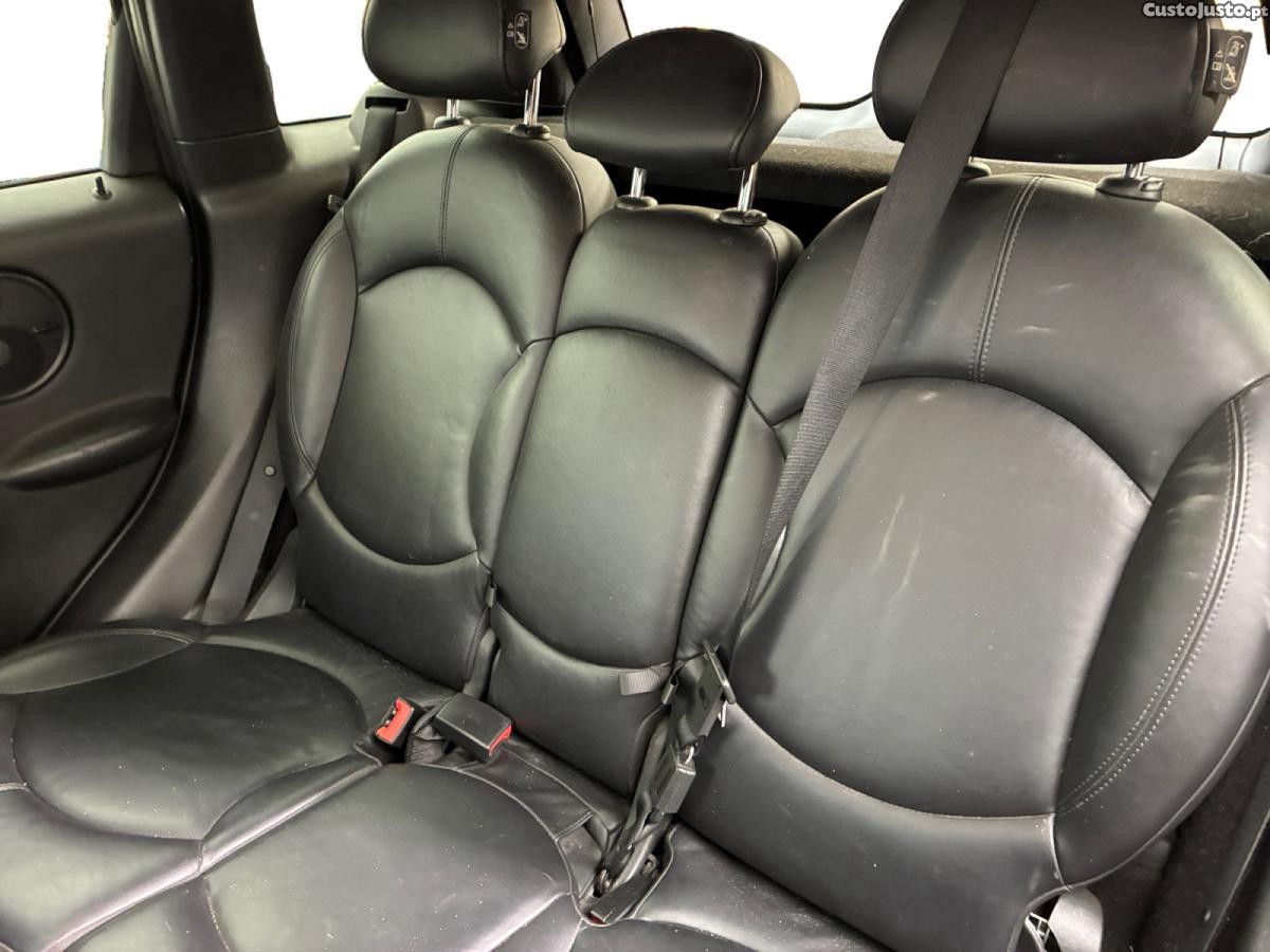 MINI Countryman John Cooper Works ALL4 Auto — fotografia 3