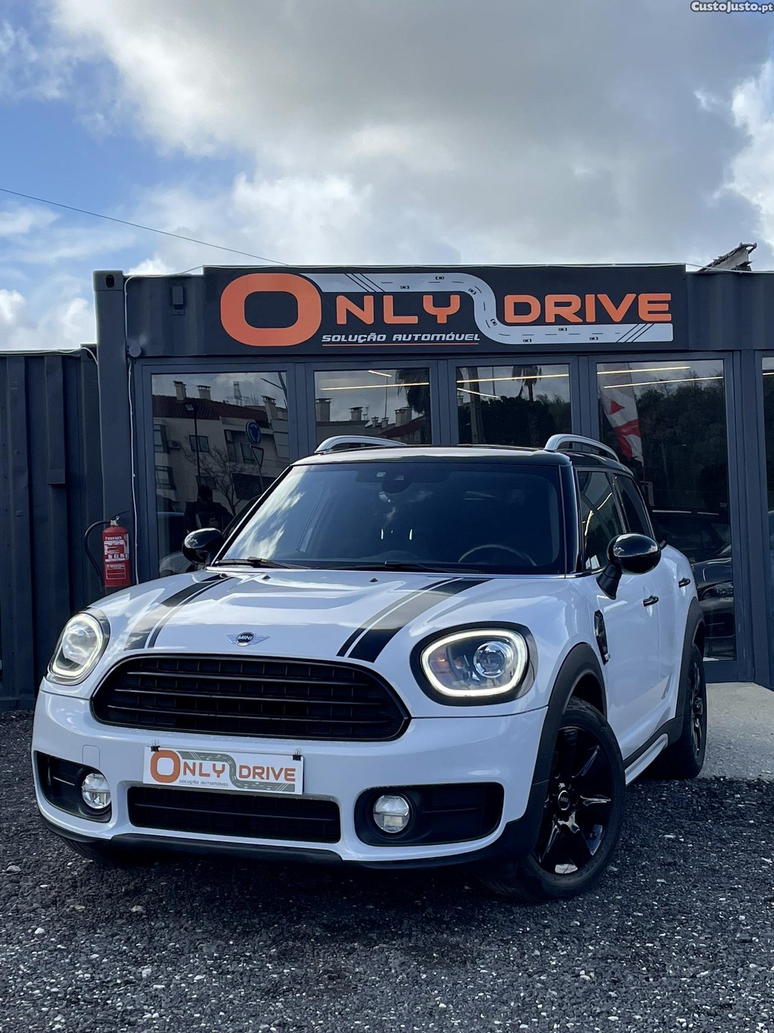 MINI Countryman Countryman 2.0D - 18 foto 2